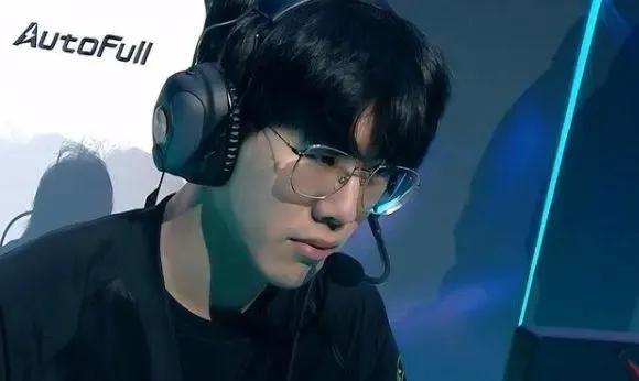 在高强度比 在高强度比