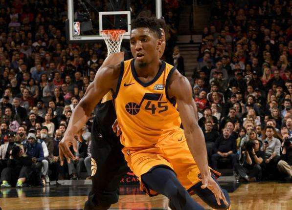 球队的表现 球队的表现