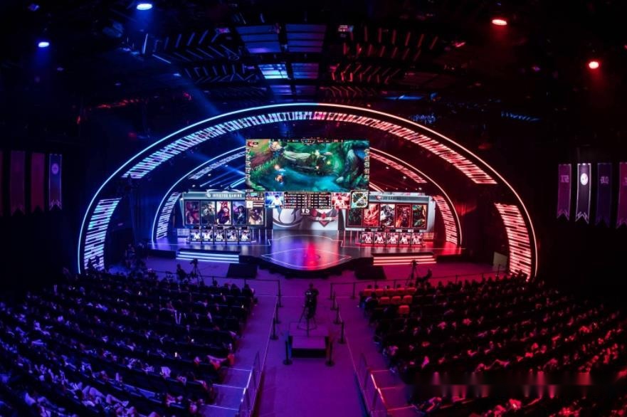 员优先续约 员优先续约