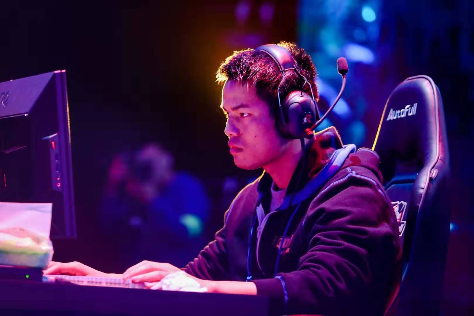 维奇共存 维奇共存