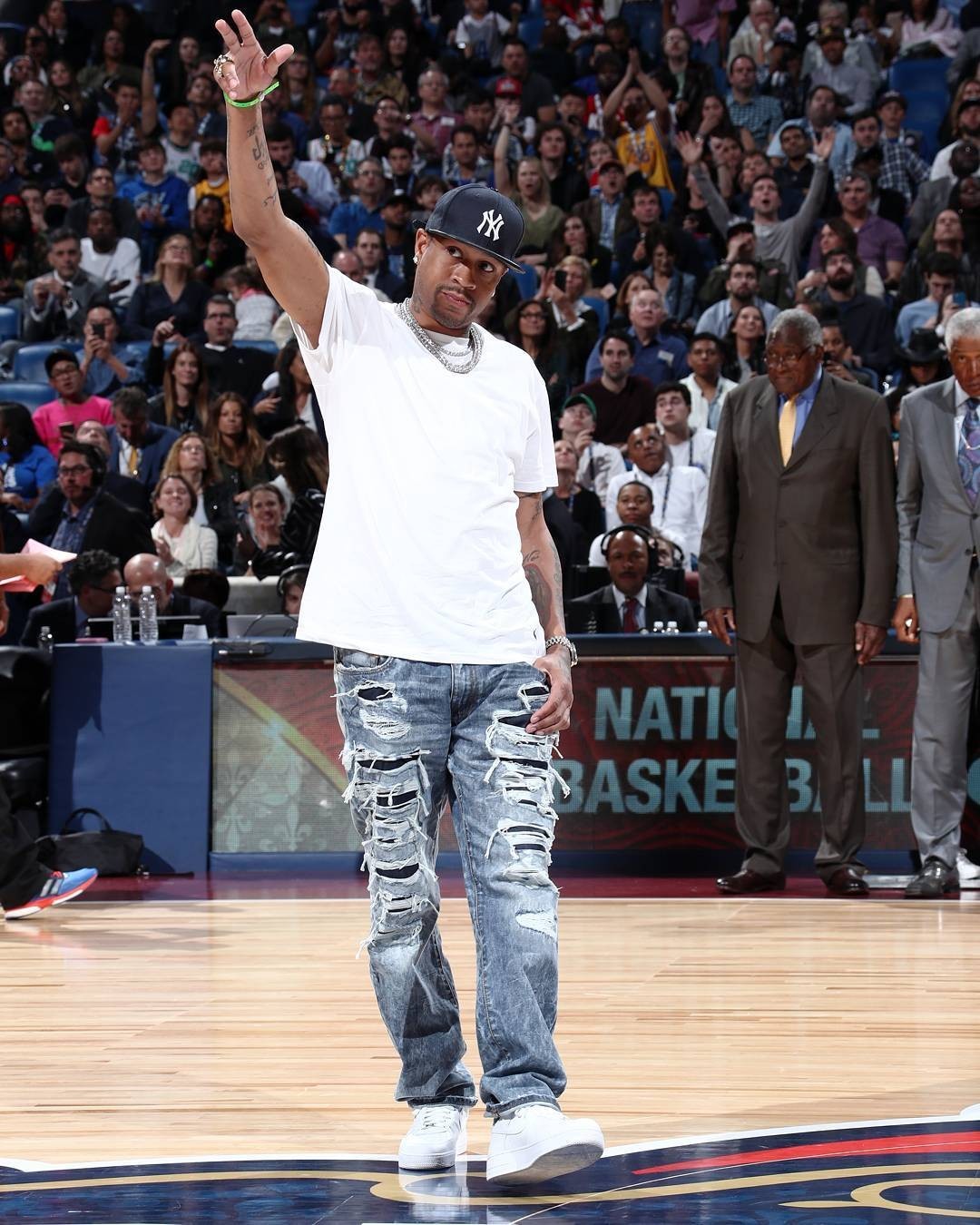 而不是一夜 而不是一夜